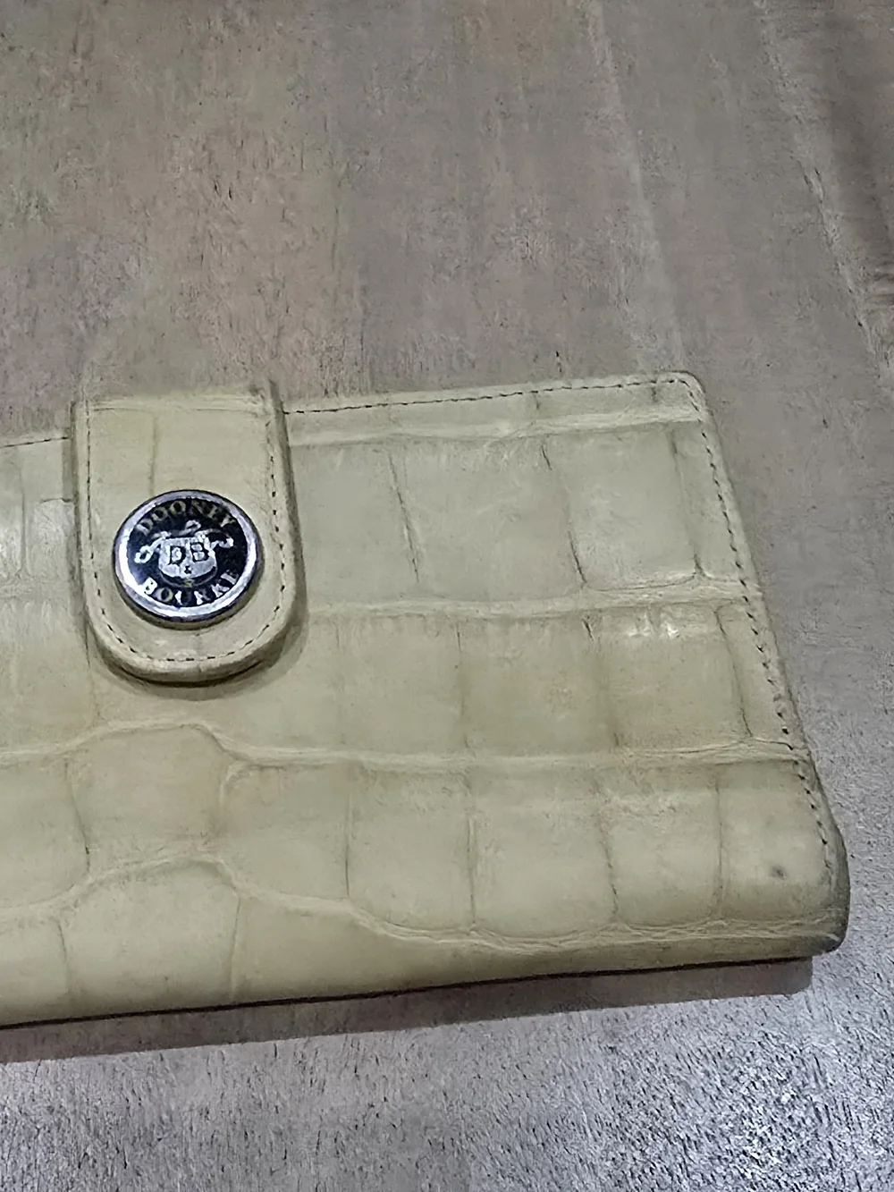 ​Vintage Dooney & Bourke Cream Croc Embossed Leather Continental WalletCheckbook